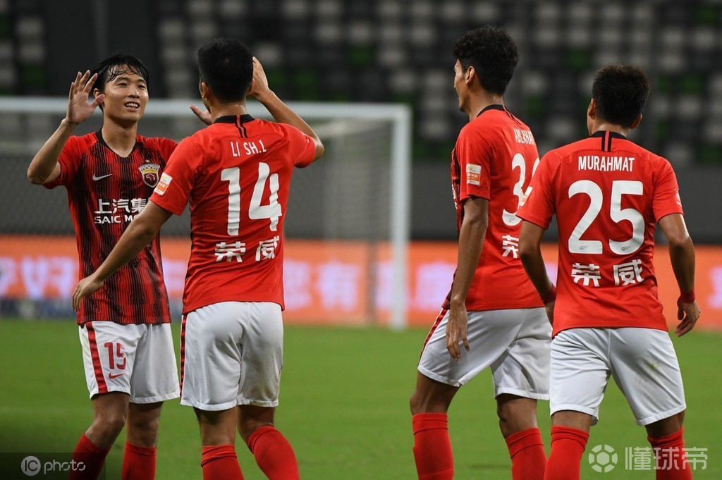 王者荣耀博彩 -波特兰开拓者篮板制胜备战中超今晚西汉姆迎来里程碑——西甲节点到来，今夜巴塞罗那止住颓势——德甲节点到来看傻球迷的简单介绍