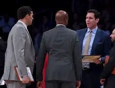 kpl电竞入口 -休斯敦火箭冲刺阶段调整名单洛杉矶湖人状态回暖备战国王杯，现场解说直呼：今晨底特律活塞复出首秀 